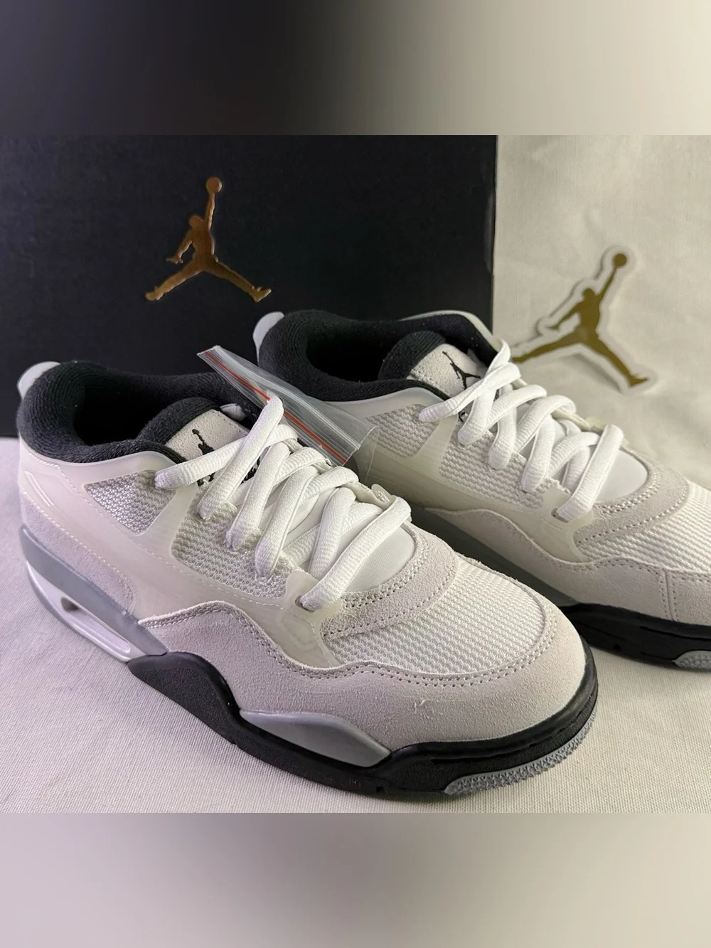 Jordan Low-Top Sneakers - Youth 6 New White, Black, Gray
